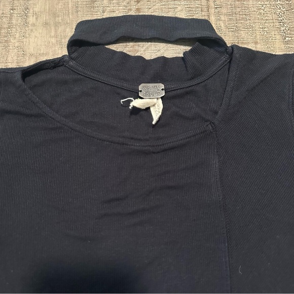 We the free women’s top - Picture 6 of 11